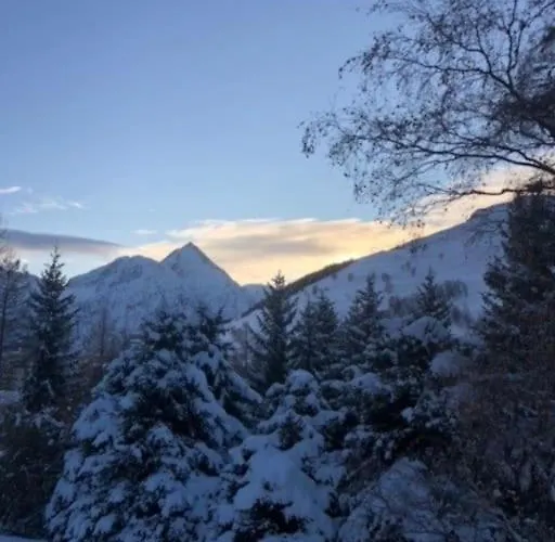 L'ansloboys Montagne J4 Apartament *